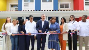 el-gobierno-inaugura-un-liceo-en-pantoja-y-un-caipi-en-sdo-focus-min0.09-0.36-896-504