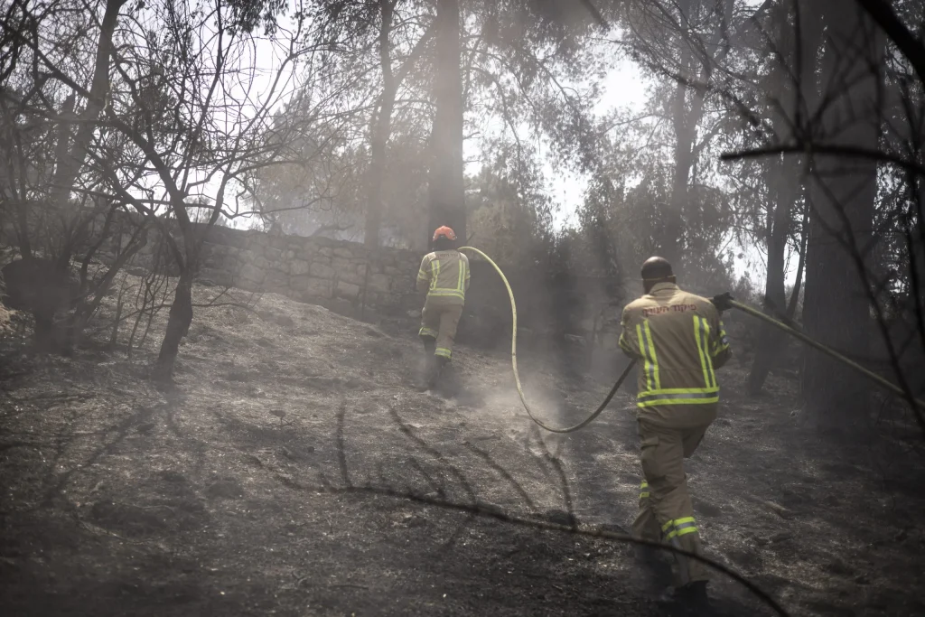 AFP__20250501__446Y7LU__v1__HighRes__IsraelFire-scaled