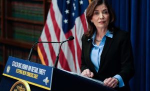 gobernadora-del-estado-de-Nueva-York-Kathy-Hochul-1140x694-1