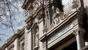 rebajan-la-pena-de-prision-a-un-dominican-don-t-play-que-intento-matar-a-dos-jovenes-en-usera-madrid_da39-2